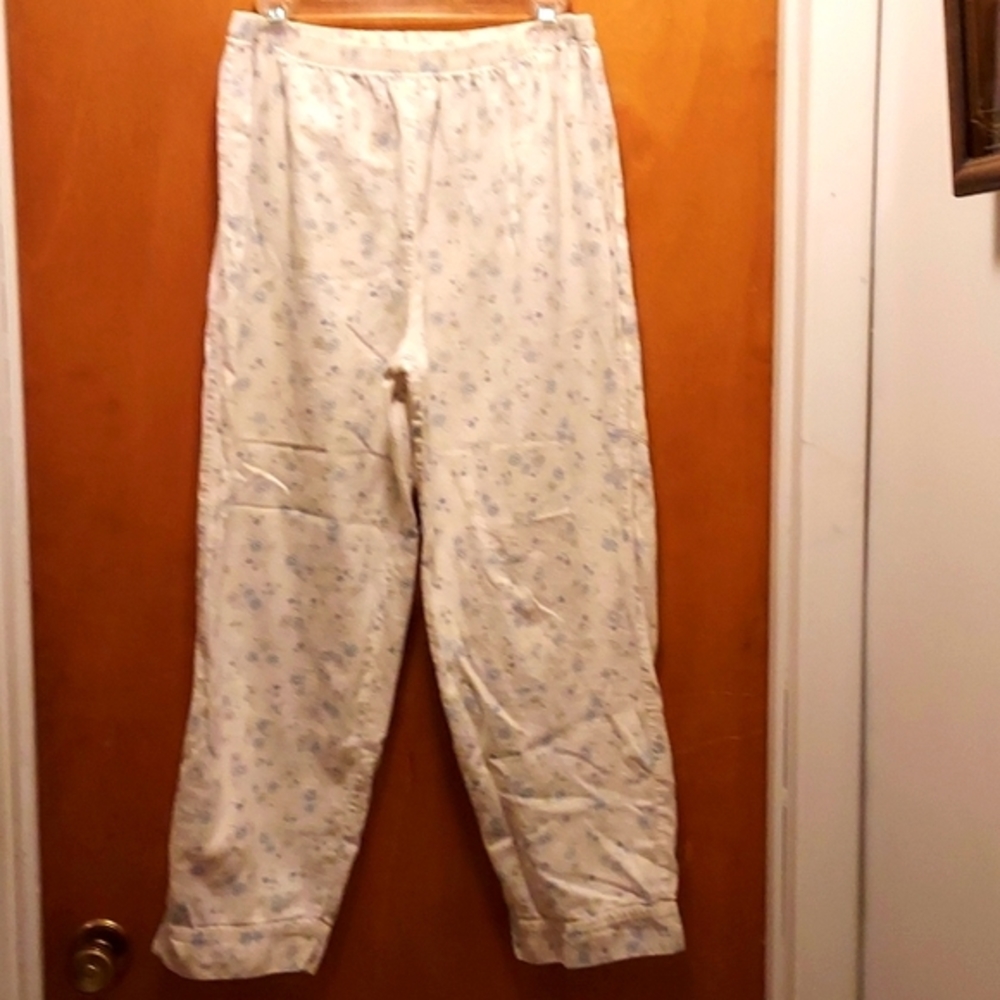 Lord & Taylor Flannel Pajama Pants Size M - Picture 1 of 4